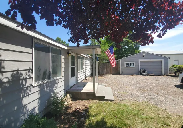 1st image of 966 N 59th, West Richland, WA 99353 | MLS# 294572