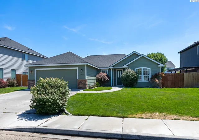 1st image of 4816 Bilbao Dr, Pasco, WA 99301 | MLS# 289378