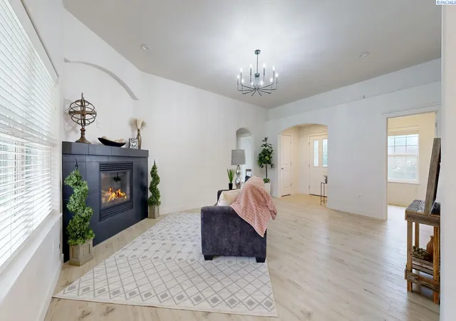 2nd image of 4816 Bilbao Dr, Pasco, WA 99301 | MLS# 289378