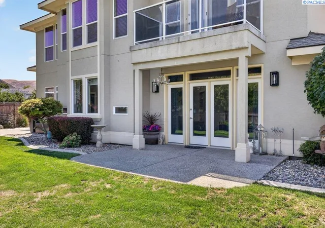 Photo 2 of Single family home for sale at 3603 S Ledbetter St, Kennewick, WA 99337 | MLS# 295873 | Listing updated on 2026-09-12
