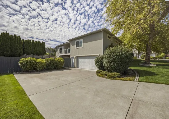 3rd image of 1418 Chardonnay Dr, Richland, WA 99352 | MLS# 294586
