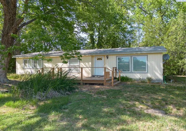 1st image of 31009 S Gerards Road, Kennewick, WA 99337 | MLS# 293164
