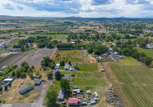 37th image of 31009 S Gerards Road, Kennewick, WA 99337 | MLS# 293164