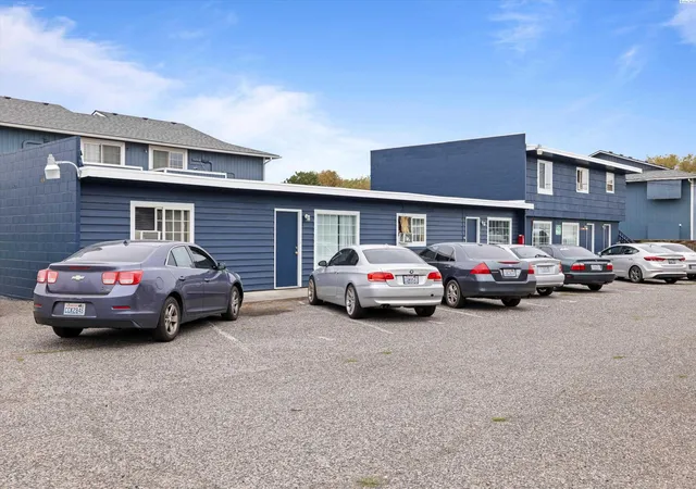 1st image of 4110 W Kennewick Ave, Kennewick, WA 99336 | MLS# 292164