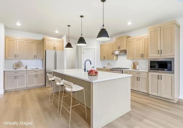 3rd image of 12101 Vincenzo Dr, Pasco, WA 99301 | MLS# 283909