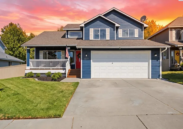 Photo 1 of Single family home for sale at 1309 S Irving Pl, Kennewick, WA 99338 | MLS# 294505 | Listing updated on 2026-09-11