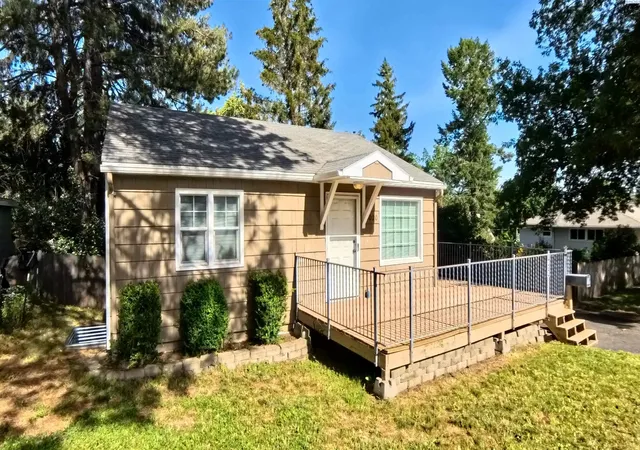 Homes for sale in Pullman, WA | 1020 Nw Charlotte St, Pullman, WA 99163 | MLS# 294101