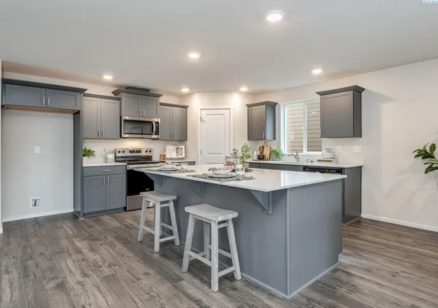 4th image of 6503 Sandstone Dr, Pasco, WA 99301 | MLS# 293897