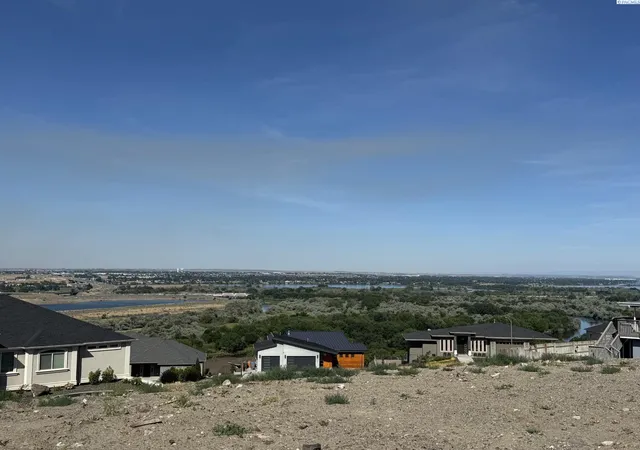 5th image of 1061 Allenwhite Dr, Richland, WA 99352 | MLS# 293384