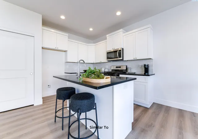 Photo 1 of Townhouse for sale at 7539 Grapevine Ct, West Richland, WA 99353 | MLS# 295301 | Listing updated on 2026-09-14