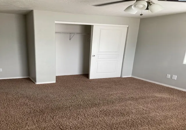 Photo 4 of Single family home for sale at 8019 W 6th Avenue, Kennewick, WA 99336 | MLS# 294372 | Listing updated on 2026-09-15