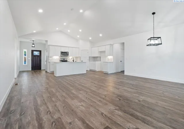 5th image of 6479 Rd 3 Ne, Moses Lake, WA 98837 | MLS# 287172