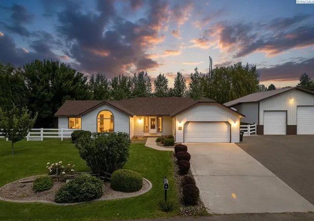 Homes for sale in West Richland, WA | 4502 Canter St, West Richland, WA 99353 | MLS# 294306
