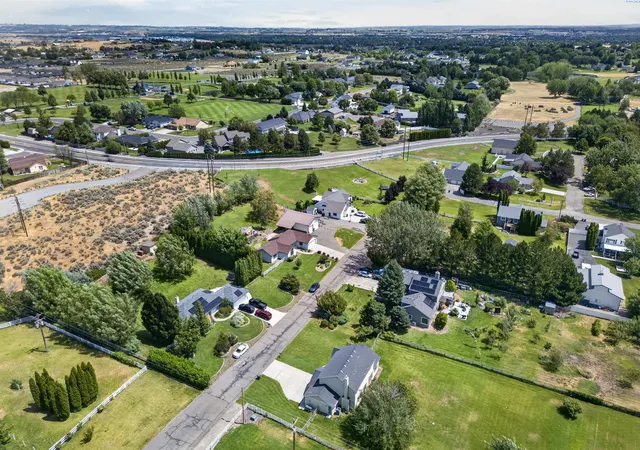 Homes for sale in West Richland, WA | 4502 Canter St, West Richland, WA 99353 | MLS# 294306