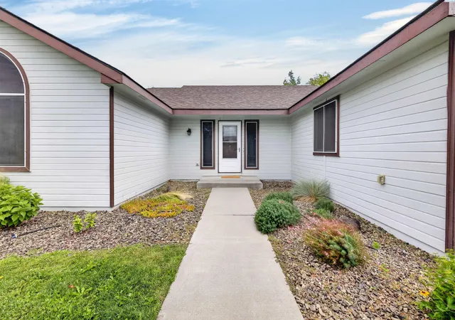 Homes for sale in West Richland, WA | 4502 Canter St, West Richland, WA 99353 | MLS# 294306