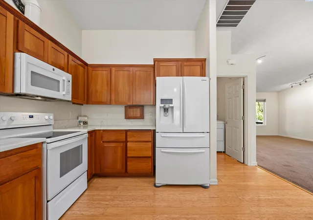 Photo 4 of Single family home for sale at 215 W 53Rd, Kennewick, WA 99337 | MLS# 296037 | Listing updated on 2026-09-16