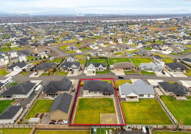 Homes for sale in Pasco, WA | 6603 Whetstone, Pasco, WA 99301 | MLS# 289196