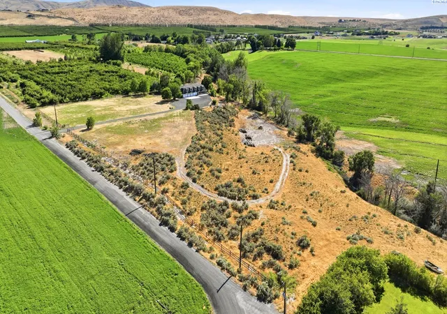 1st image of 33704 S Tamarack Pr Se, Kennewick, WA 99337 | MLS# 293890