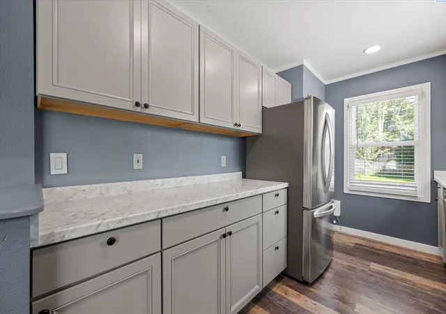 Photo 2 of Single family home for sale at 204 Douglass Ave, Richland, WA 99352 | MLS# 295709 | Listing updated on 2026-09-12