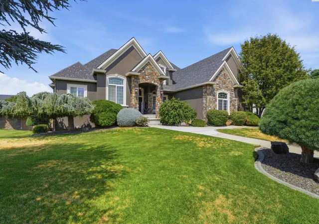 3rd image of 5000 W 19Th, Kennewick, WA 99338 | MLS# 294477