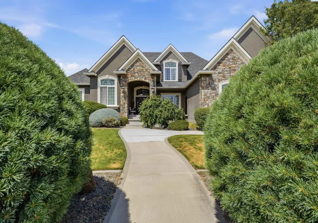 4th image of 5000 W 19Th, Kennewick, WA 99338 | MLS# 294477