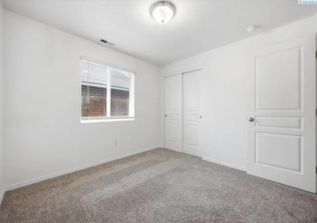Photo 2 of Single family home for sale at 7821 W 6th Avenue, Kennewick, WA 99336 | MLS# 294797 | Listing updated on 2026-09-15