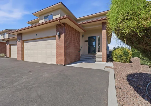 1st image of 300 Columbia Point Dr Unit A 112, Richland, WA 99352 | MLS# 294065