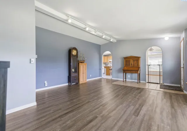 4th image of 2719 Rd 64, Pasco, WA 99301 | MLS# 294401