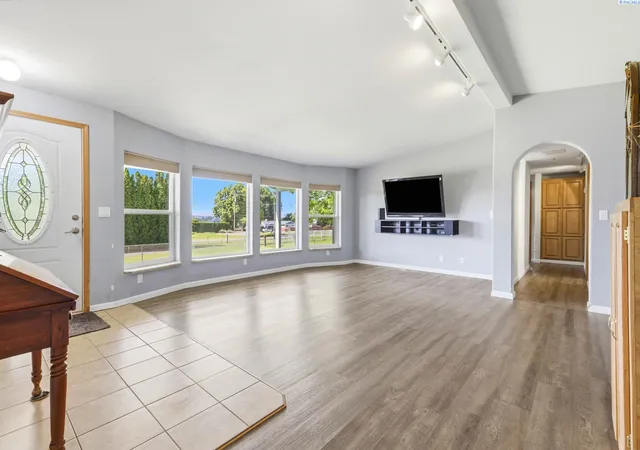 5th image of 2719 Rd 64, Pasco, WA 99301 | MLS# 294401