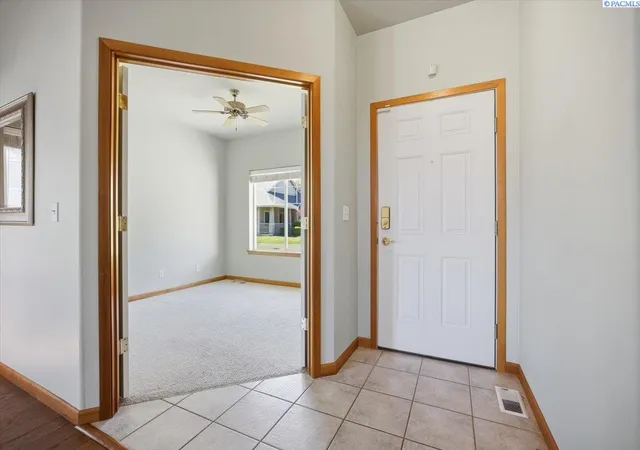 Homes for sale in Kennewick, WA | 7208 W 20Th Ct, Kennewick, WA 99338 | MLS# 293784