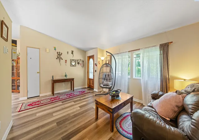 4th image of 1101 Babs Ave, Benton City, WA 99320 | MLS# 294608