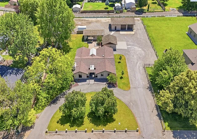 1st image of 4821 W 12th Ave, Kennewick, WA 99338 | MLS# 293839