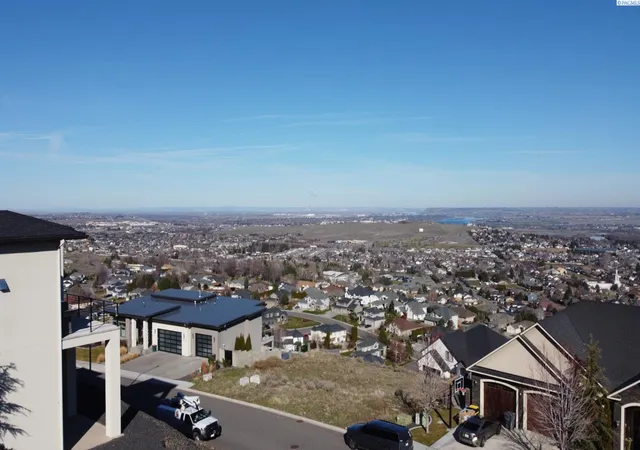 4th image of 486 Mont Blanc Way, Richland, WA 99352 | MLS# 291691