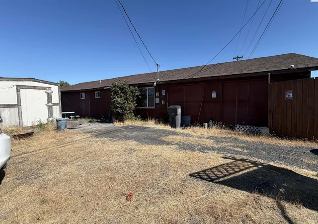 1st image of 2745 Ne Westshore Dr, Moses Lake, WA 98837 | MLS# 294616