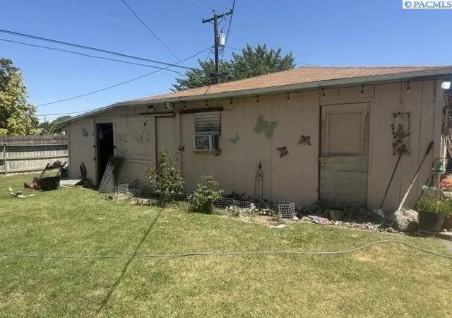 4th image of 6110 Umatilla, Kennewick, WA 99336 | MLS# 294300