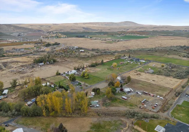 44th image of 225606 E Walter Pr Se, Kennewick, WA 99337 | MLS# 293963