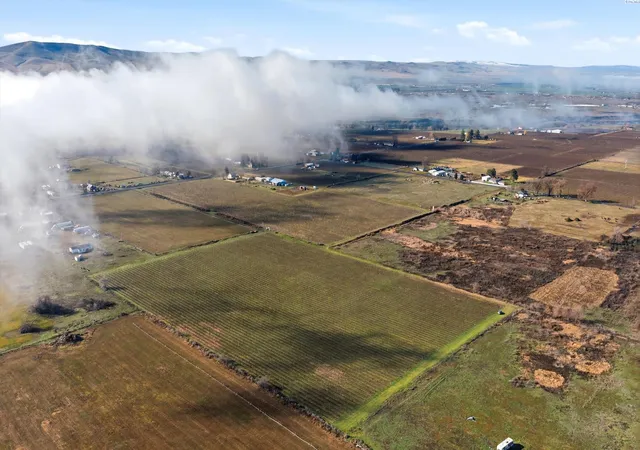 2nd image of Nka W Old Inland Empire Hwy, Prosser, WA 99350 | MLS# 290823