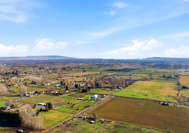7th image of Nka W Old Inland Empire Hwy, Prosser, WA 99350 | MLS# 290823