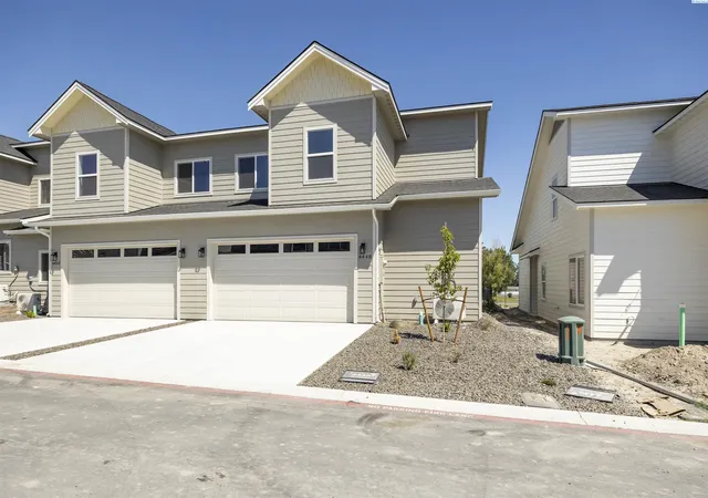 Homes for sale in West Richland, WA | 4448 Conifer St, West Richland, WA 99353 | MLS# 293972