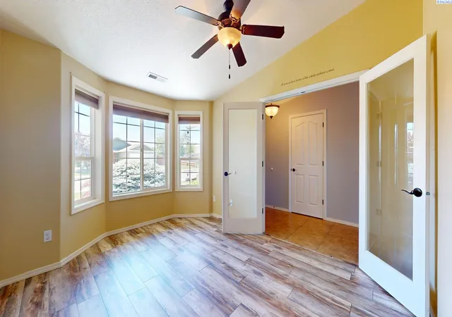 4th image of 5407 Jefferson Dr, Pasco, WA 99301 | MLS# 294084