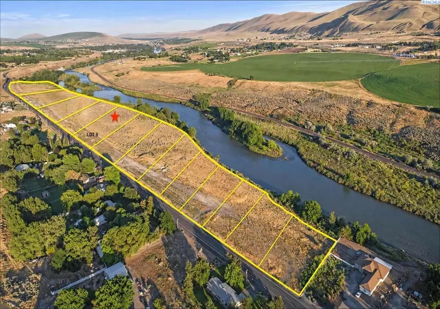 1st image of 16457 W Old Inland Empire Hwy [lot 9], Benton City, WA 99320 | MLS# 294350