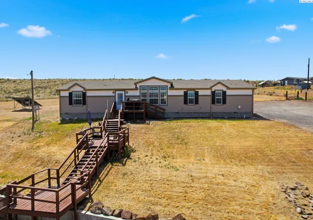Homes for sale in Yakima, WA | 271 Paint Horse Road, Yakima, WA 98901 | MLS# 294263