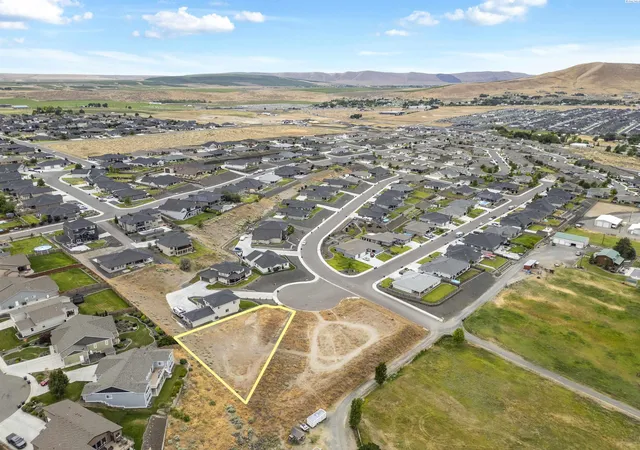 2nd image of 6560 Caspian Pl, West Richland, WA 99353 | MLS# 294663