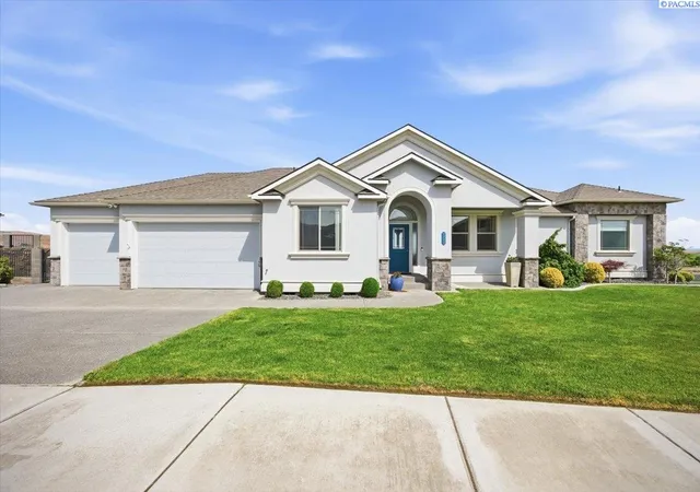 Homes for sale in West Richland, WA | 505 Thebes St, West Richland, WA 99353 | MLS# 293466