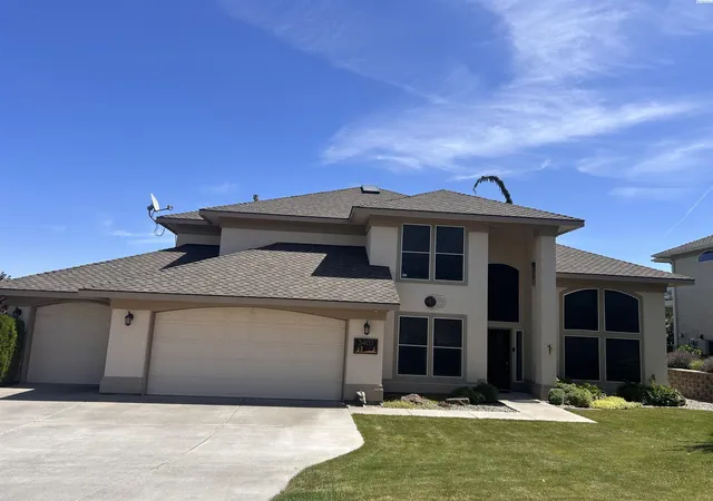 1st image of 3405 S Johnson St, Kennewick, WA 99337 | MLS# 288309