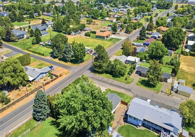 Homes for sale in Pasco, WA | 2220 Road 92, Pasco, WA 99301 | MLS# 294620