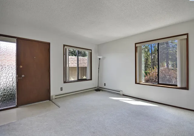 Homes for sale in Pullman, WA | 600 Sw Crestview, Pullman, WA 99163 | MLS# 293942