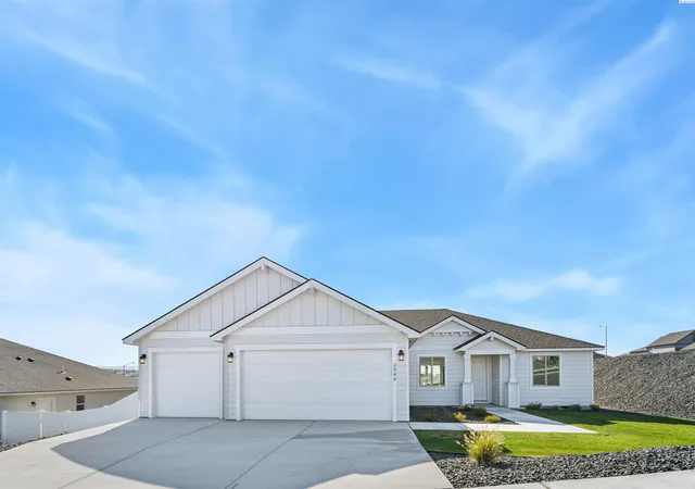 Photo 1 of Single family home for sale at 2946 S Osborne St, Kennewick, WA 99338 | MLS# 295651 | Listing updated on 2026-09-16