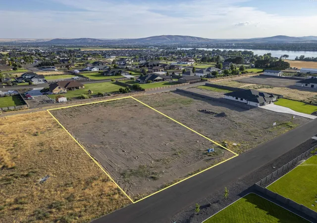 5th image of 11702 Cordon Crest Court, Pasco, WA 99301 | MLS# 286322