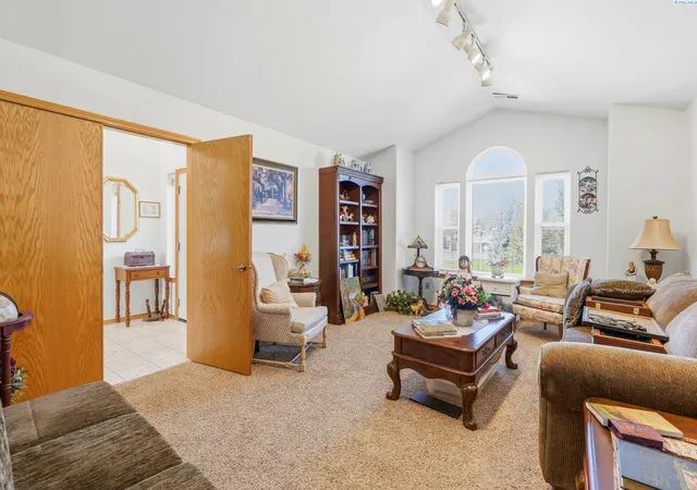 5th image of 4400 Mt Daniel Ct, West Richland, WA 99353 | MLS# 291660